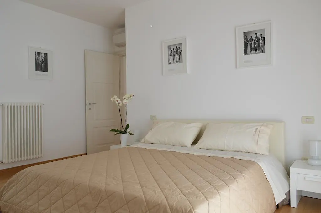 Le Residenze di Via Lo Re-1